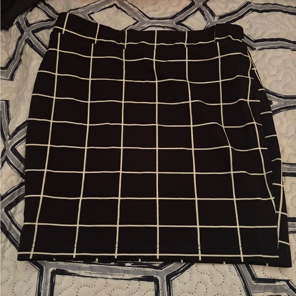 Classic Black and White Grid Skirt